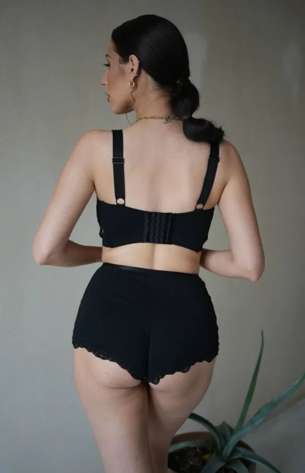 Czarne Szorty MARCELLA<Polski Hot
